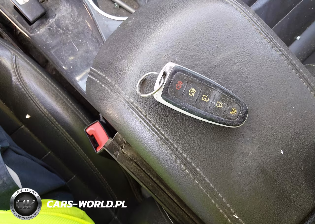 2014 Ford Escape Titanium VIN:1FMCU0J94EUE12528 - 11