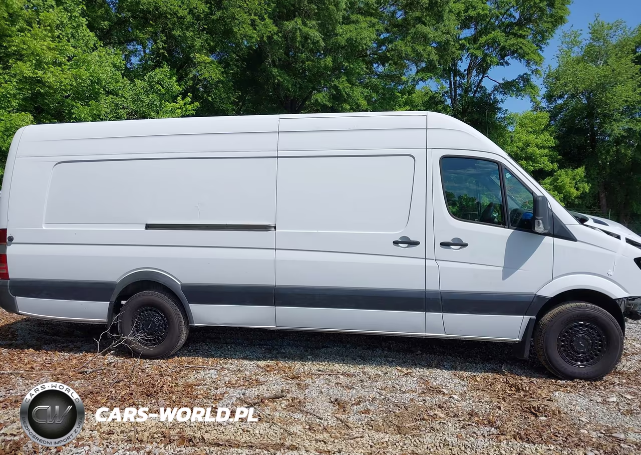 2017 Mercedes-Benz Sprinter 2500 High Roof V6 VIN:WD3PE8CD6HP500402 - 14