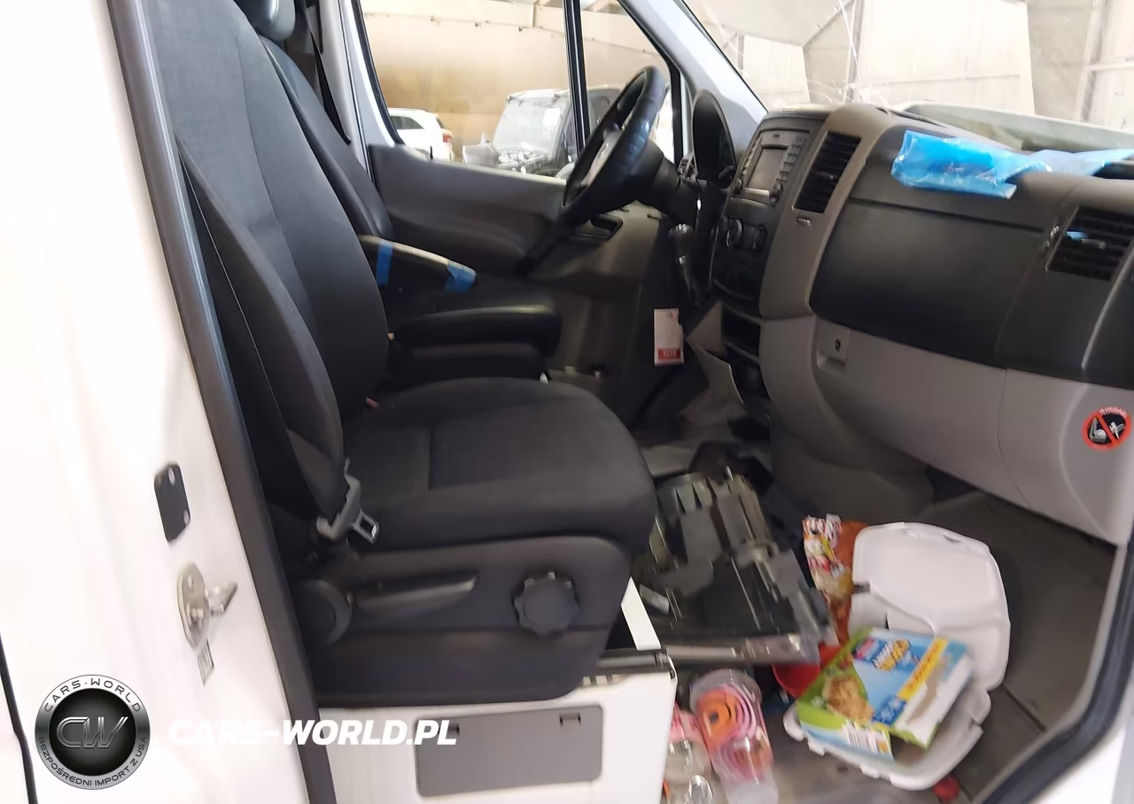 2017 Mercedes-Benz Sprinter 2500 High Roof V6 VIN:WD3PE8CD6HP500402 - 5