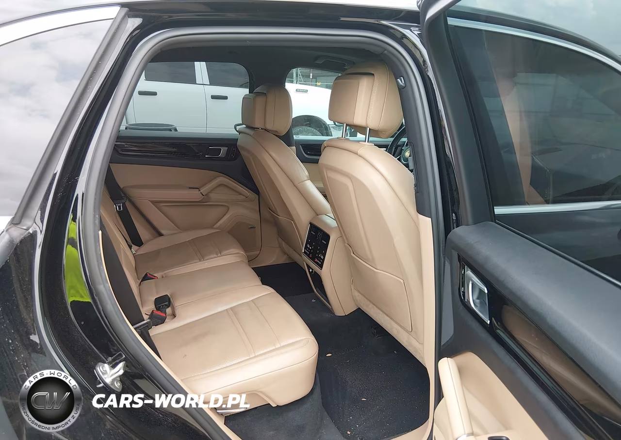 2019 Porsche Cayenne S VIN:WP1AB2AY3KDA64073 - 8