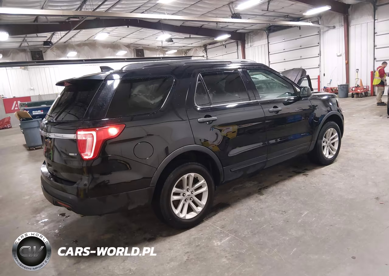 2016 Ford Explorer VIN:1FM5K8B86GGC68100 - 4