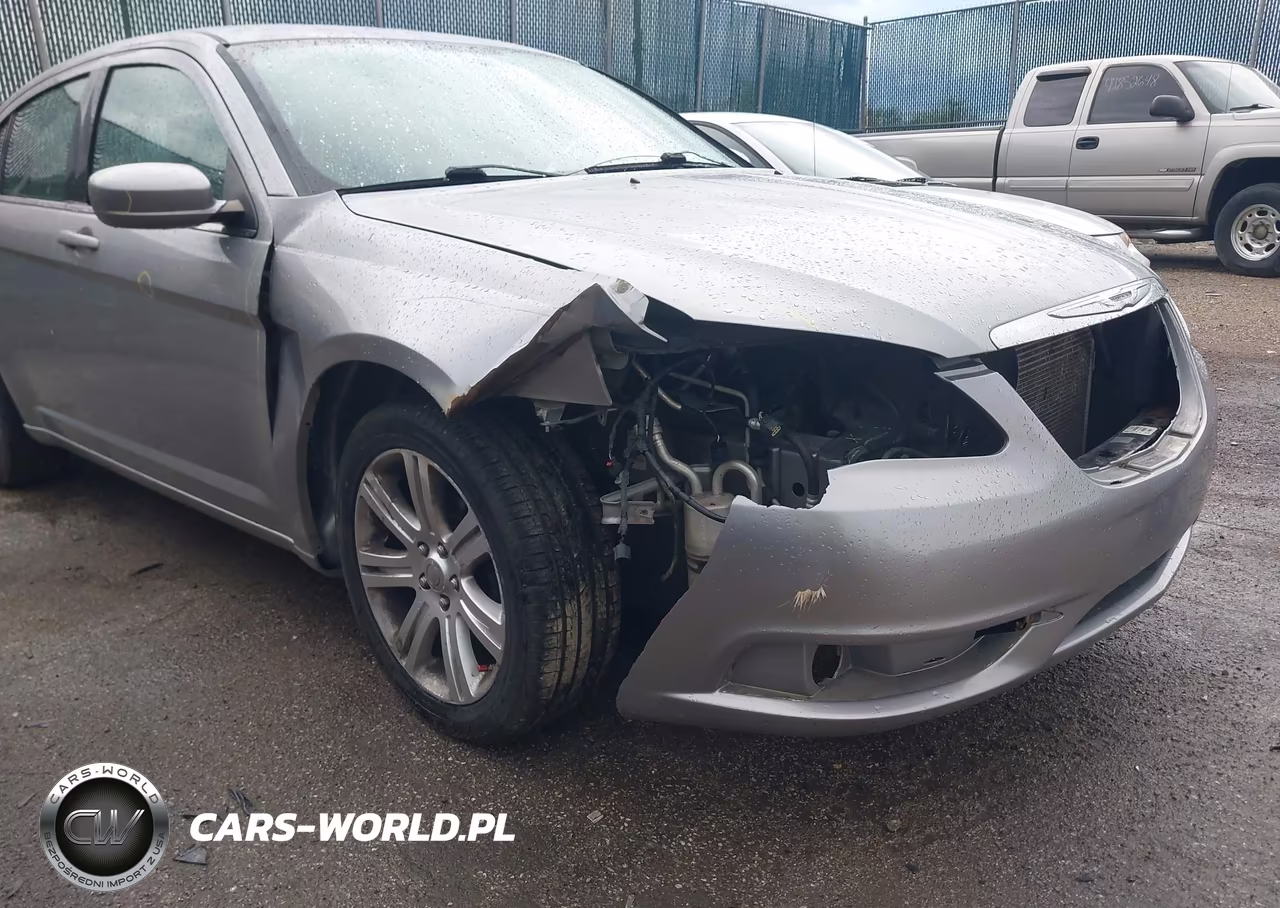 2013 Chrysler 200 Touring VIN:1C3CCBBB6DN597540 - 6