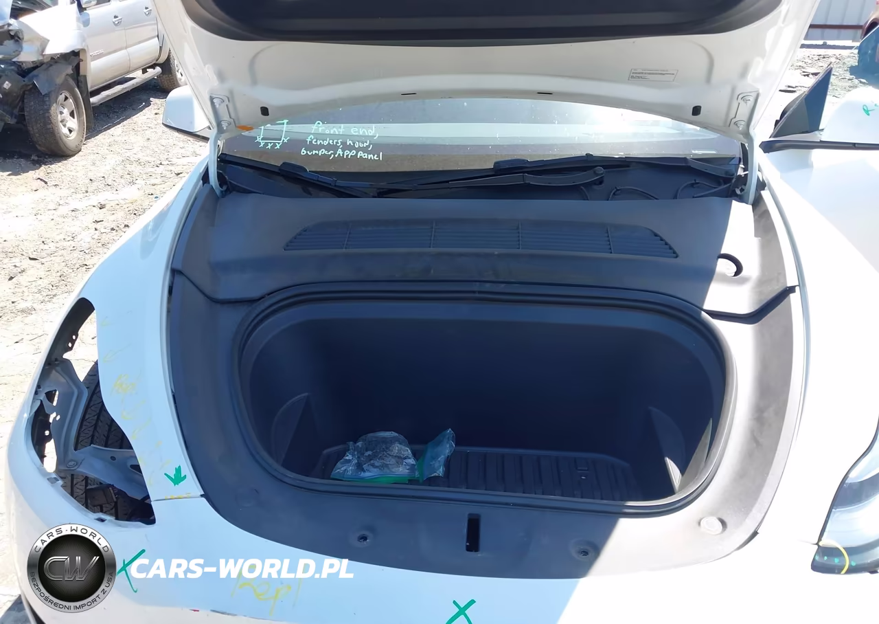 2023 Tesla Model Y Awd-Long Range Dual Motor All-Wheel Drive VIN:7SAYGDEE0PA075271 - 10
