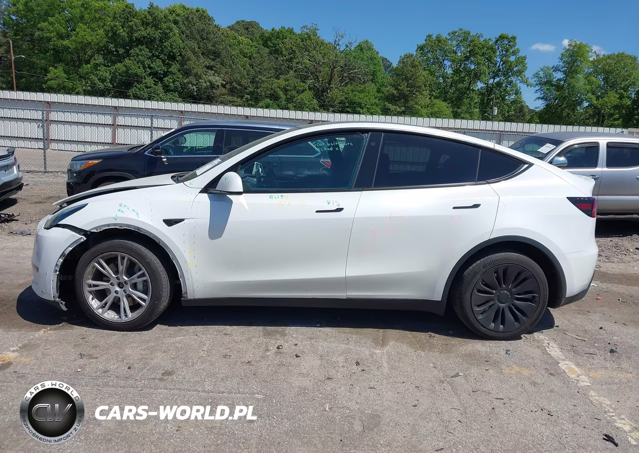 2023 Tesla Model Y Awd-Long Range Dual Motor All-Wheel Drive VIN:7SAYGDEE0PA075271 - 14