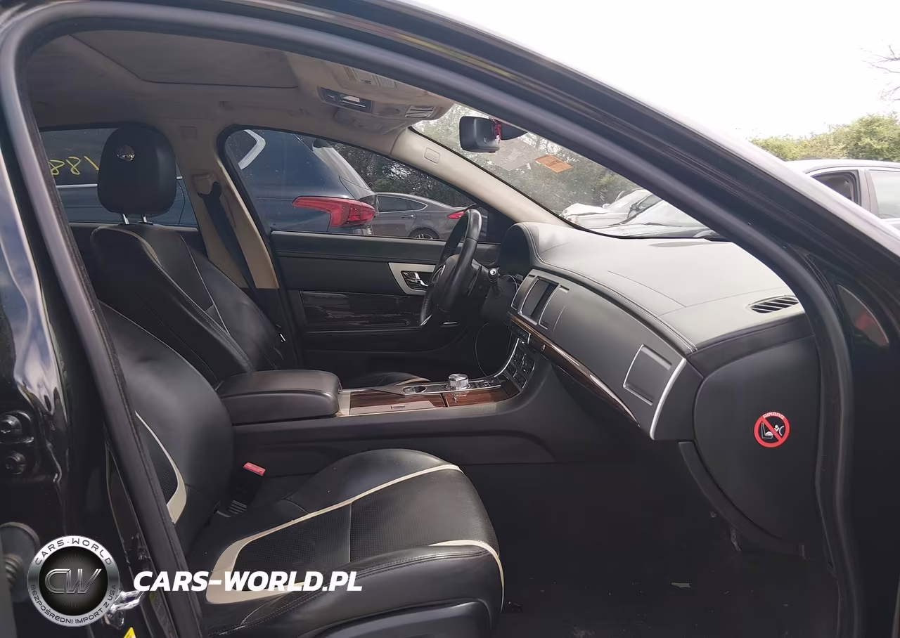 2012 Jaguar Xf Portfolio VIN:SAJWA0HB4CLS40444 - 5