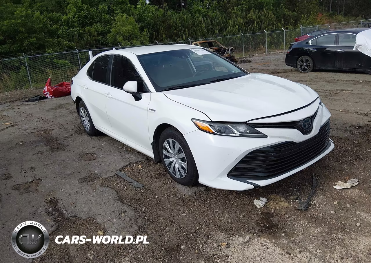 2020 Toyota Camry Le Hybrid