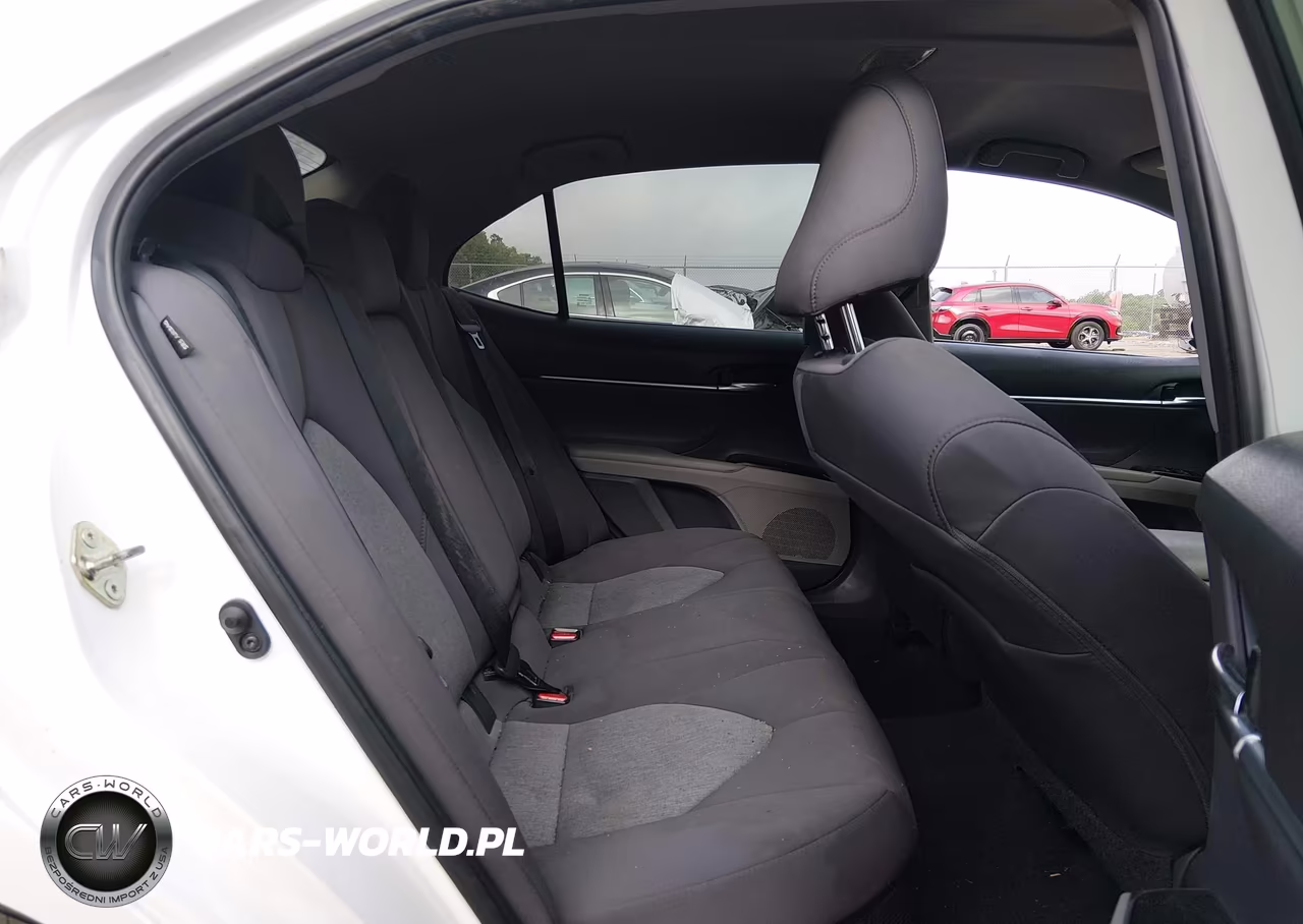 2020 Toyota Camry Le Hybrid VIN:4T1C31AK5LU524926 - 8
