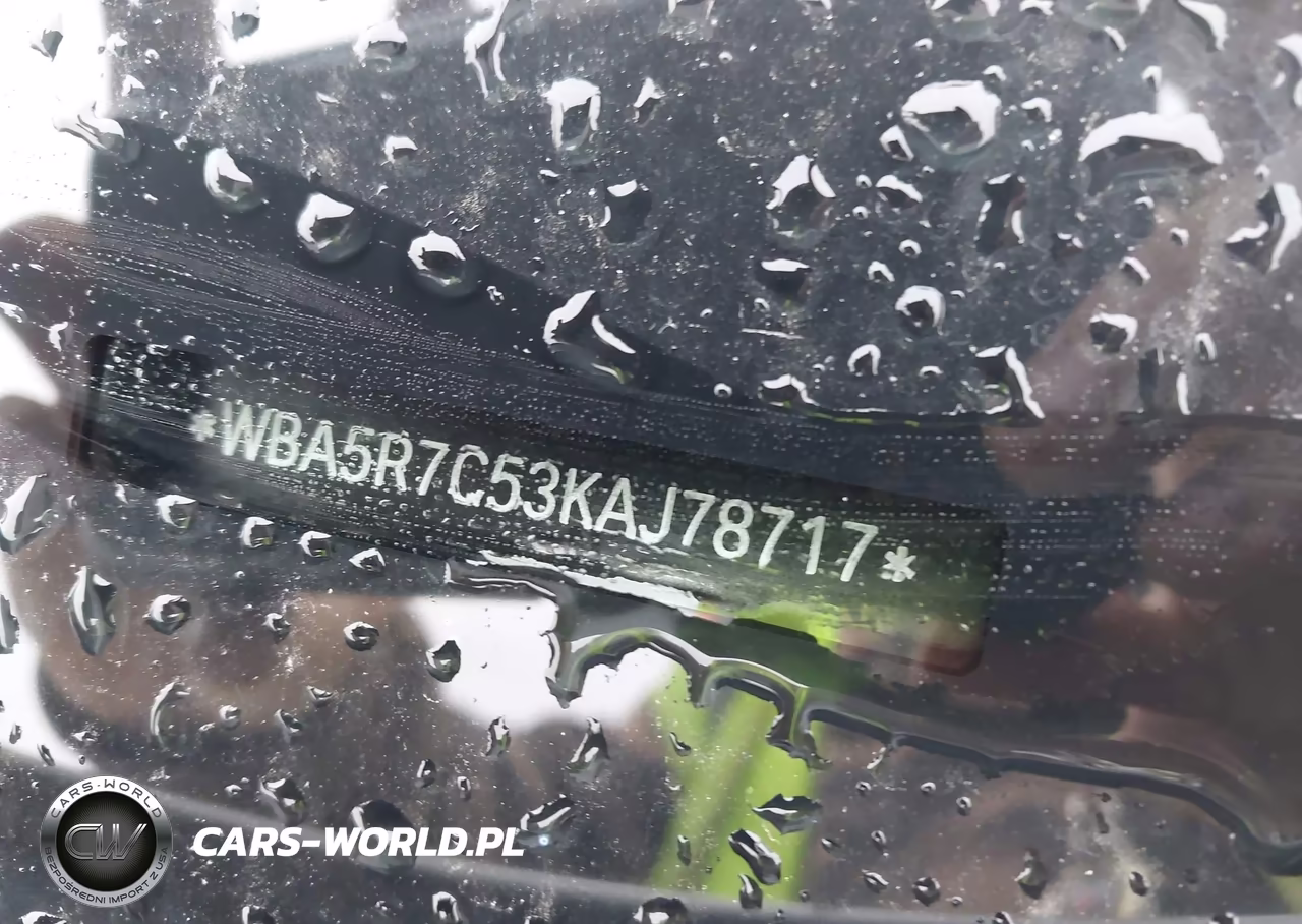 2019 BMW 330I xDrive VIN:WBA5R7C53KAJ78717 - 17