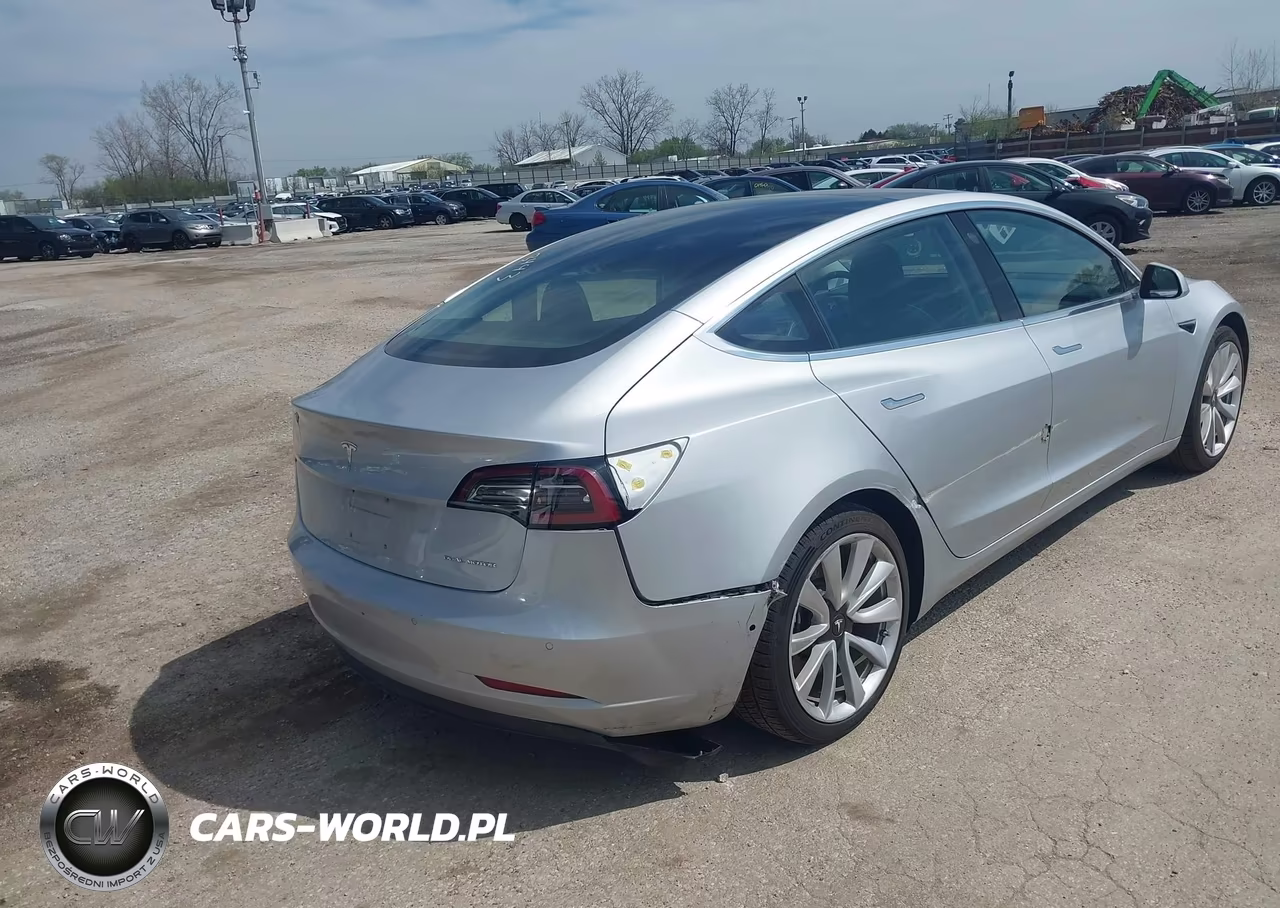 2018 Tesla Model 3 Long Range-Performance VIN:5YJ3E1EB7JF069429 - 4