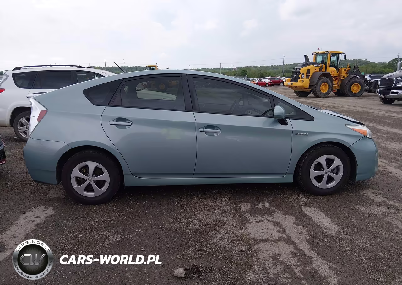 2012 Toyota Prius Three VIN:JTDKN3DU1C1596341 - 13