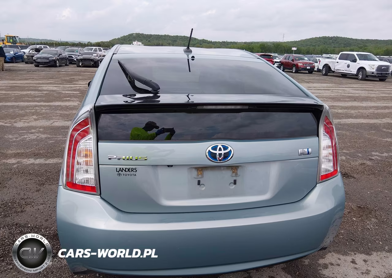 2012 Toyota Prius Three VIN:JTDKN3DU1C1596341 - 16