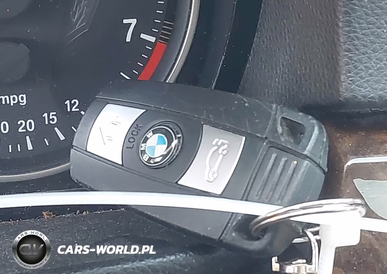 2009 BMW 328I VIN:WBAPH77599NL83547 - 11