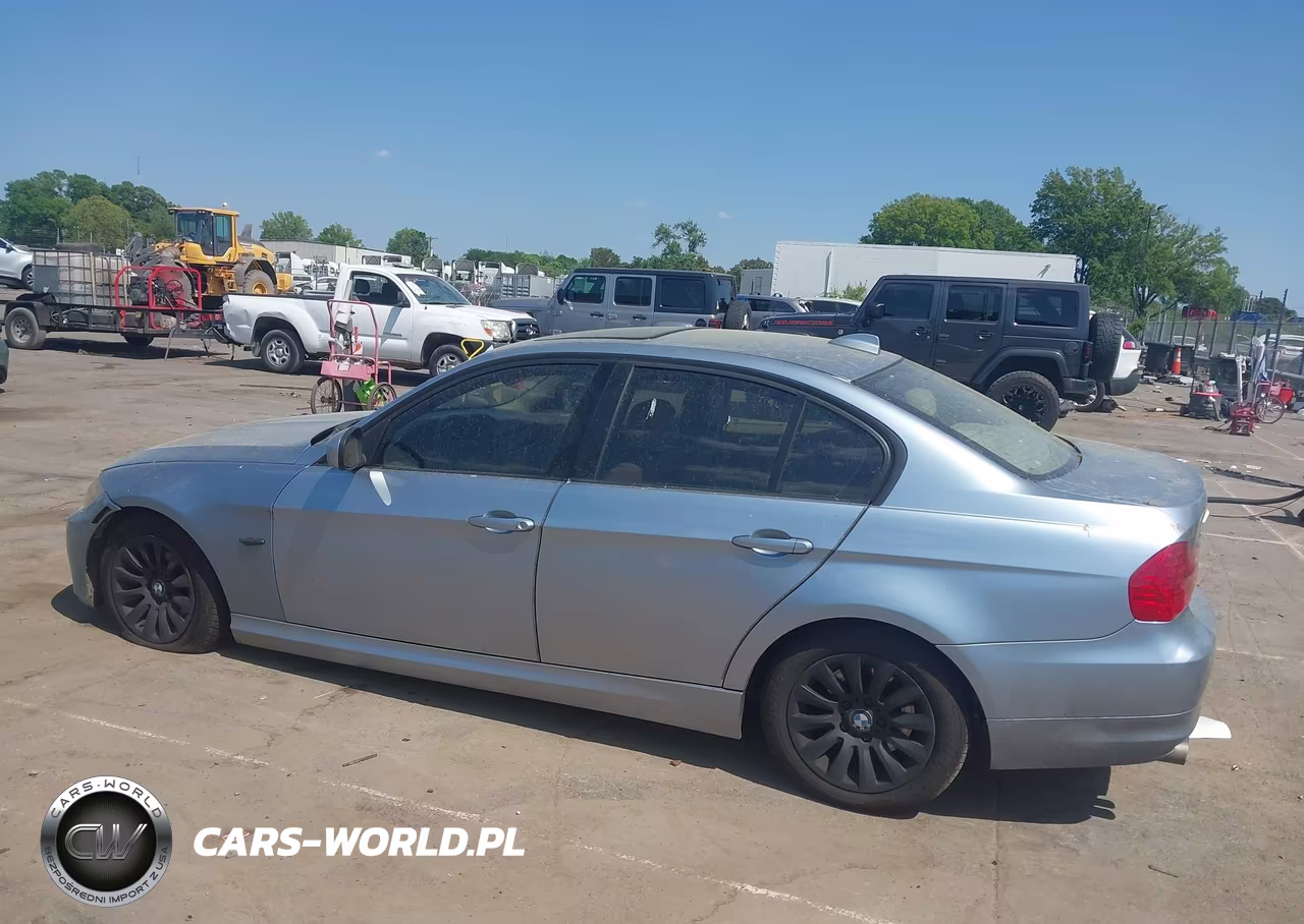 2009 BMW 328I VIN:WBAPH77599NL83547 - 14