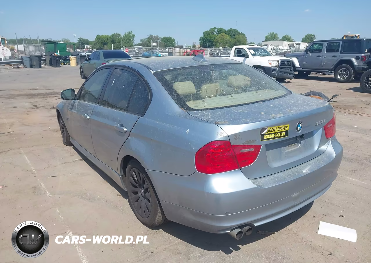 2009 BMW 328I VIN:WBAPH77599NL83547 - 3