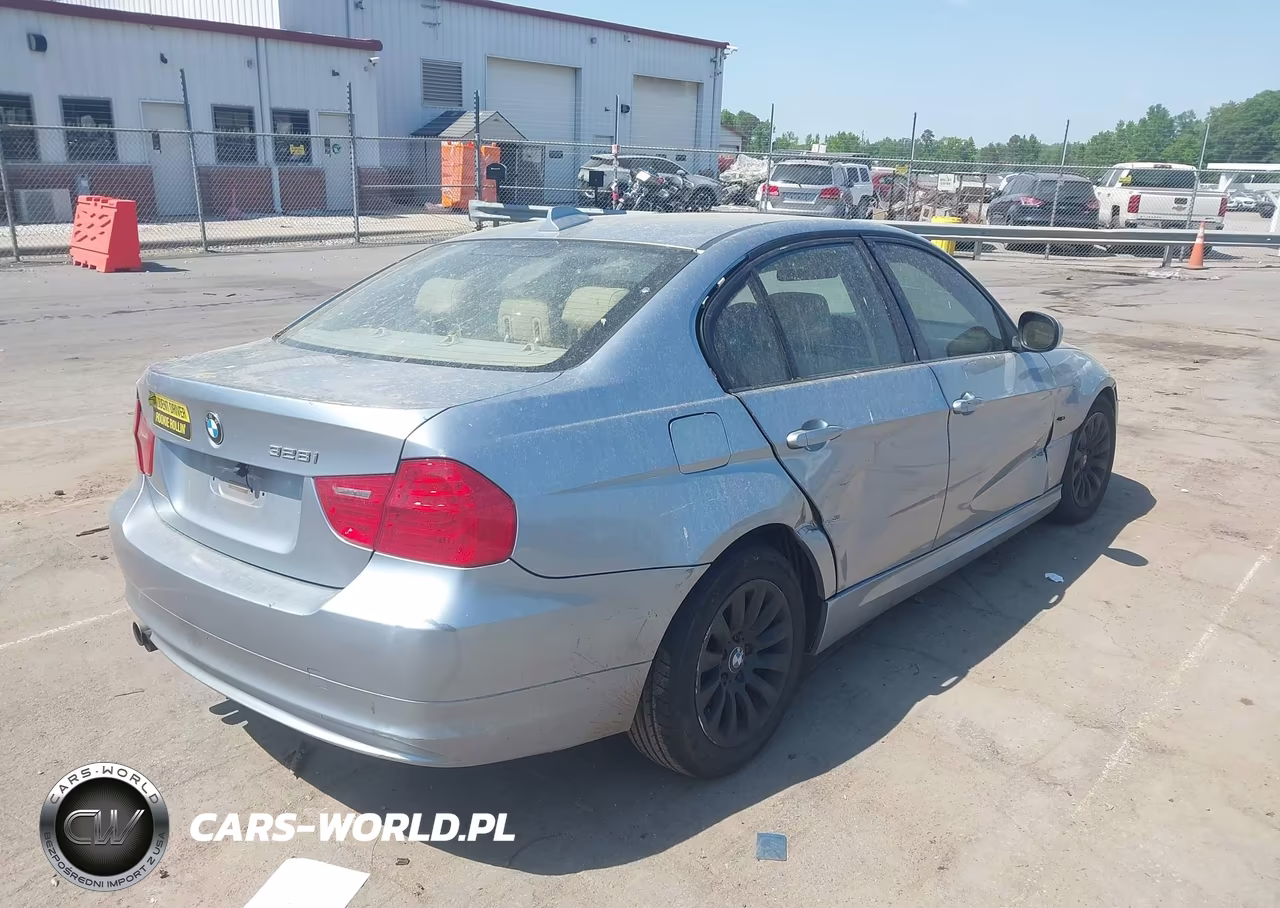 2009 BMW 328I VIN:WBAPH77599NL83547 - 4