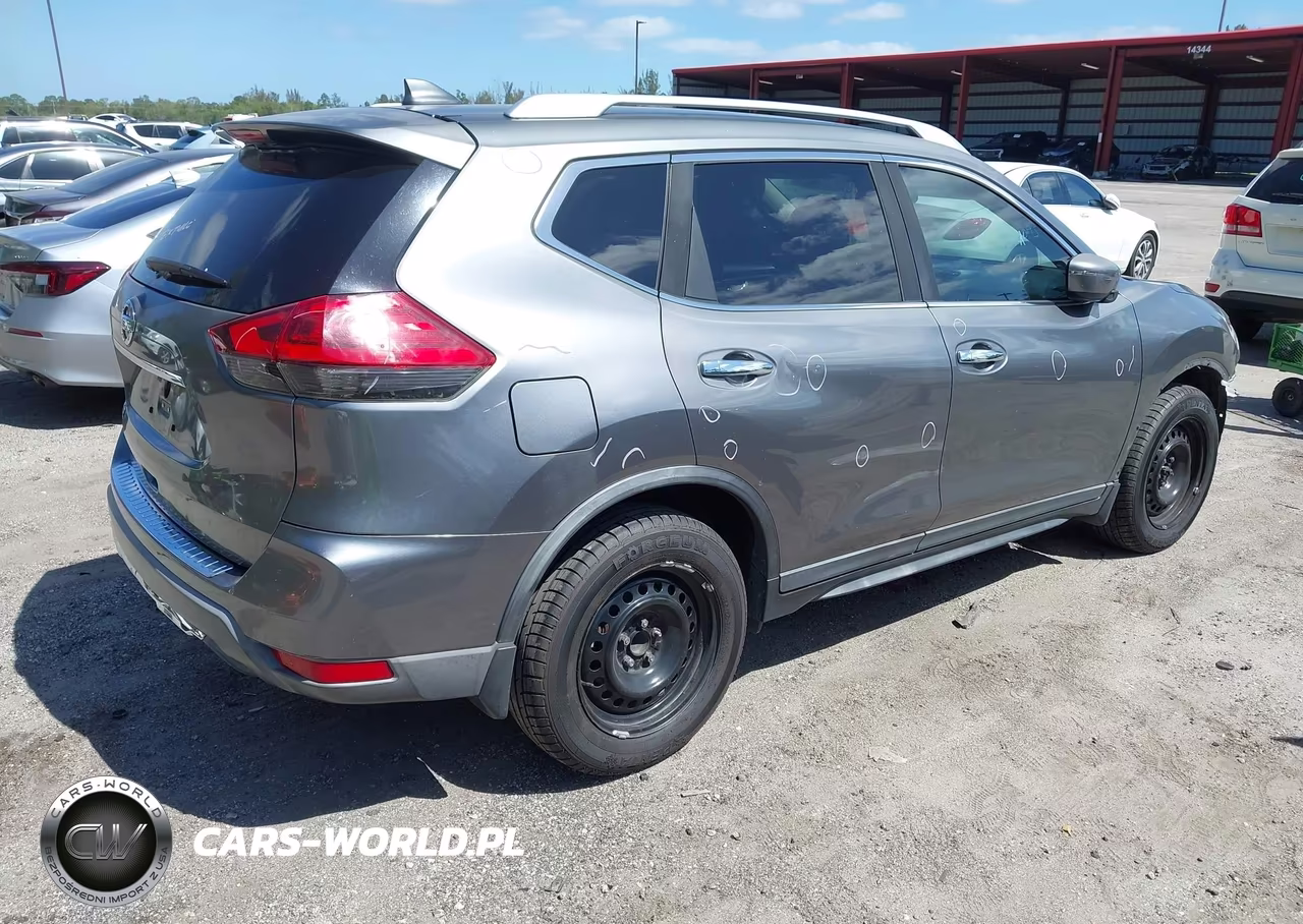 2017 Nissan Rogue S VIN:KNMAT2MT1HP582303 - 4
