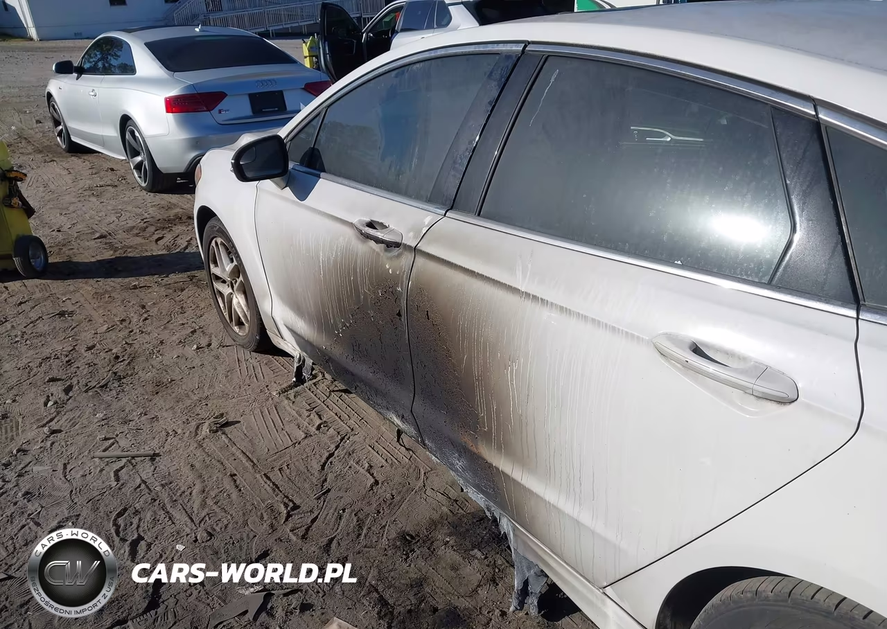 2015 Ford Fusion Se VIN:1FA6P0HD0F5111663 - 13