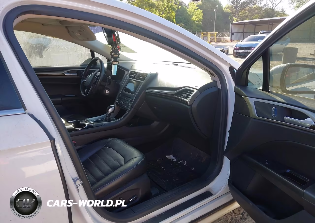 2015 Ford Fusion Se VIN:1FA6P0HD0F5111663 - 5