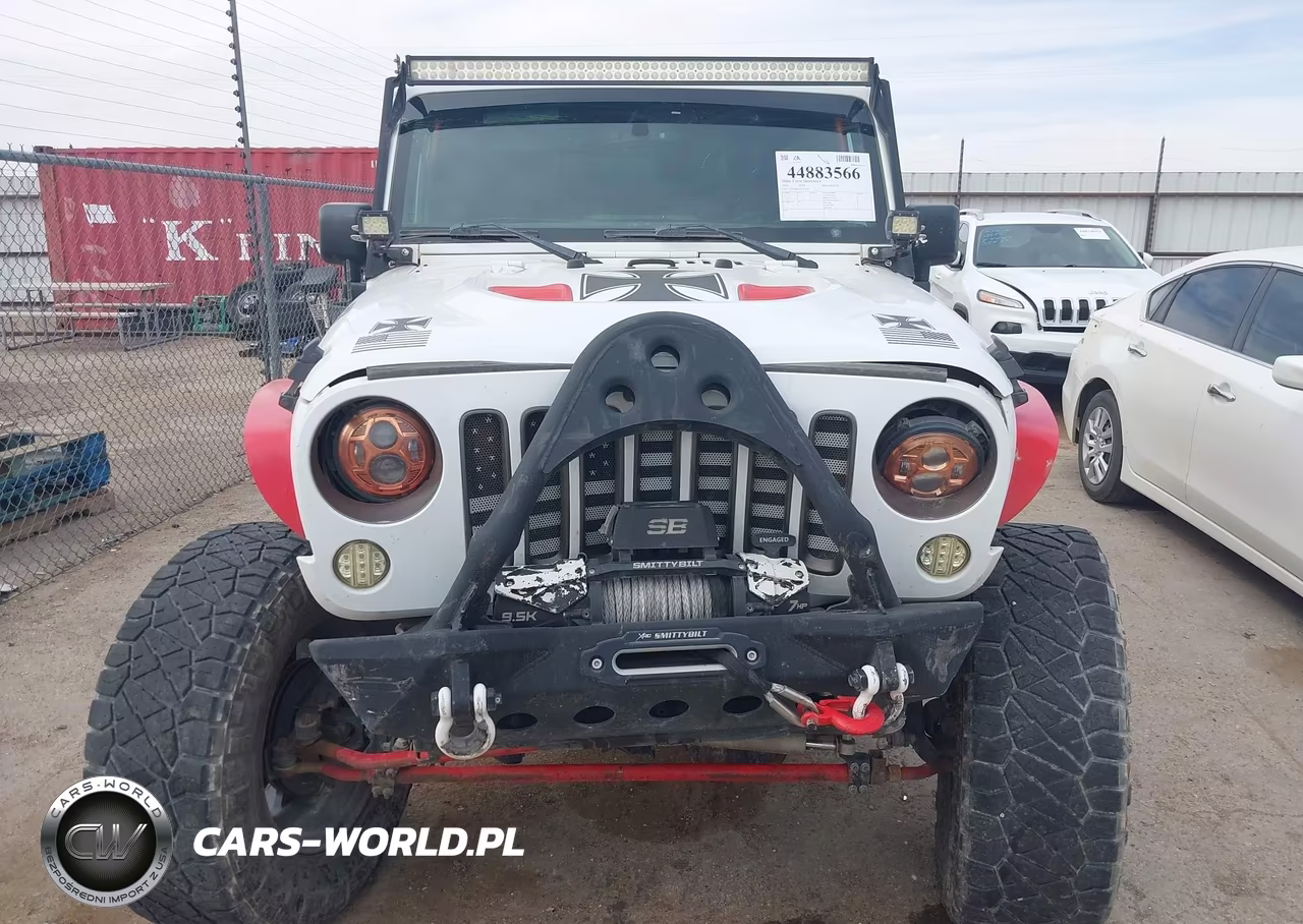 2016 Jeep Wrangler 75Th Anniversary VIN:1C4GJWBG6GL236590 - 12