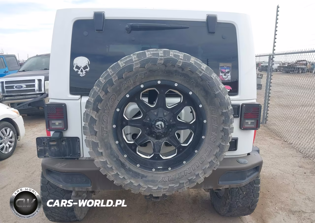 2016 Jeep Wrangler 75Th Anniversary VIN:1C4GJWBG6GL236590 - 16