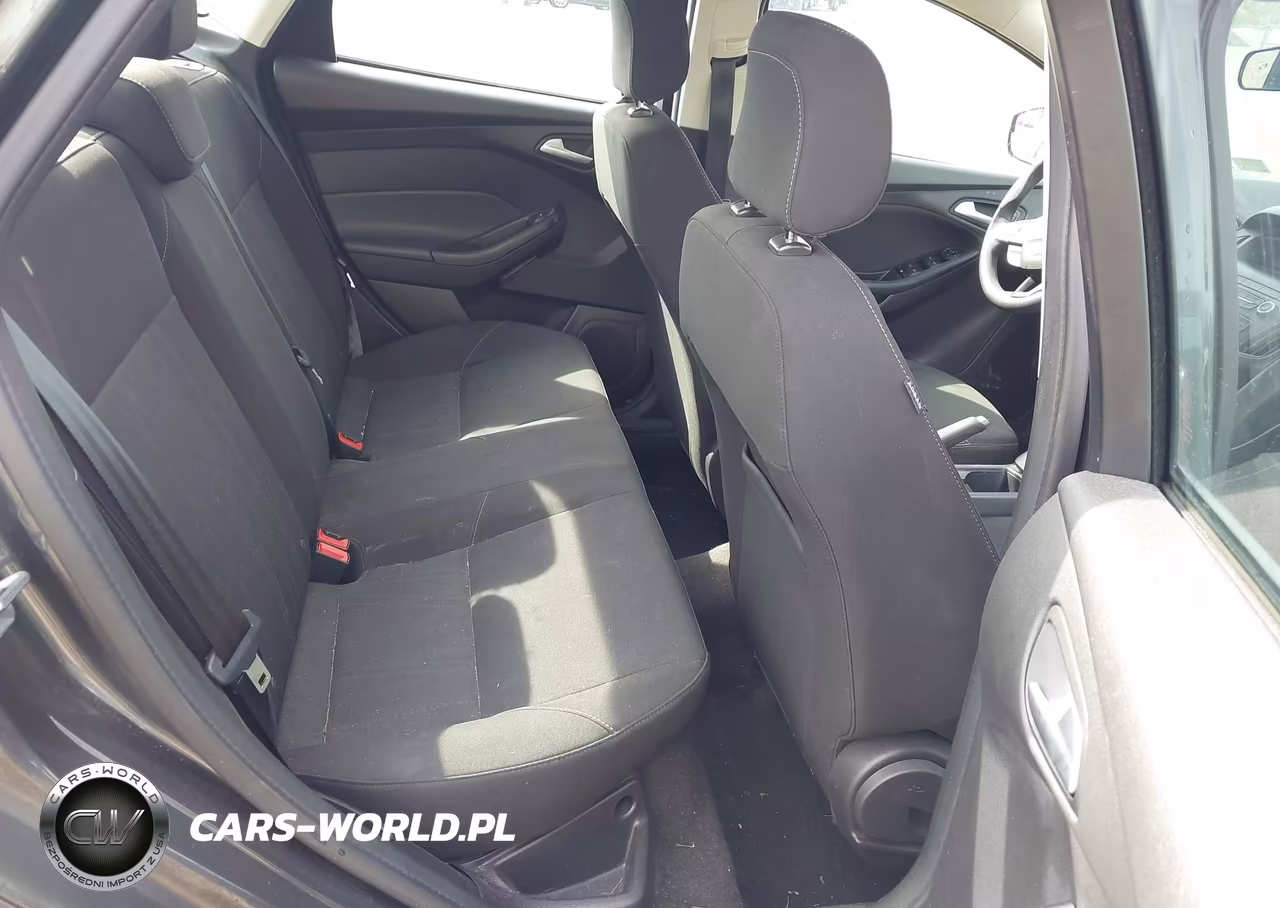 2018 Ford Focus Se VIN:1FADP3FE5JL219785 - 8