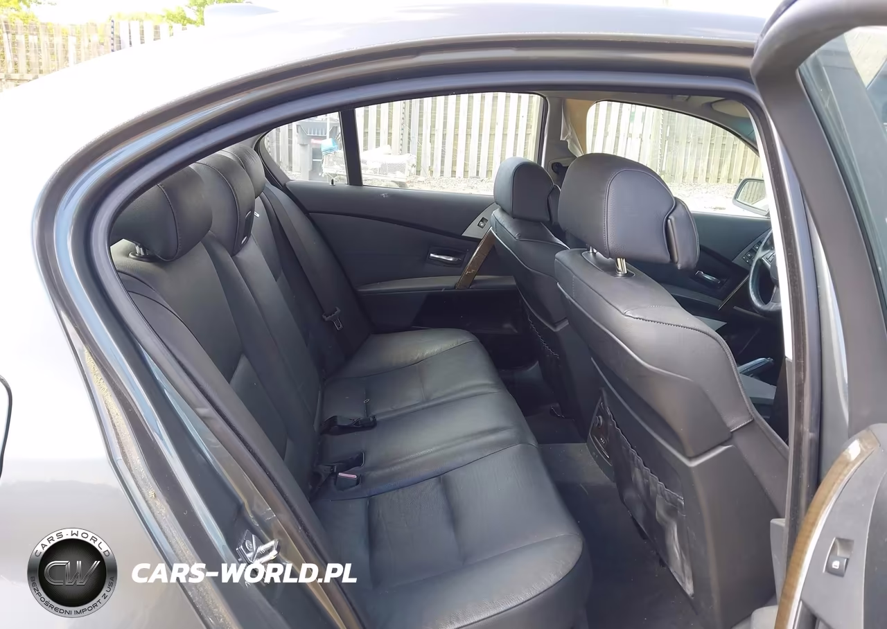 2007 BMW 550I VIN:WBANB53507CN93837 - 8