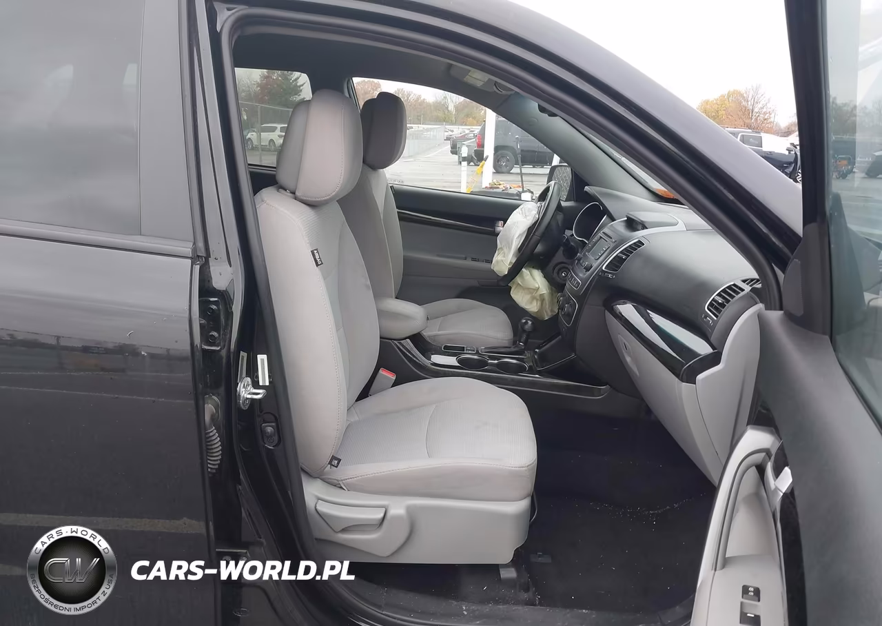 2015 Kia Sorento Lx VIN:5XYKT4A6XFG606354 - 5