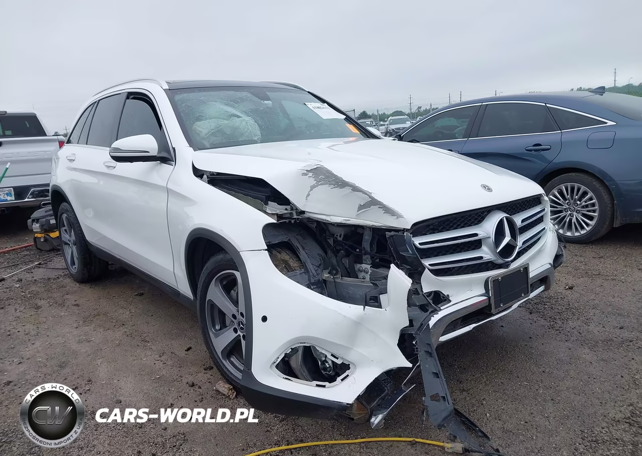 2019 Mercedes-Benz Glc 300 – zdjęcie 1 z 19
