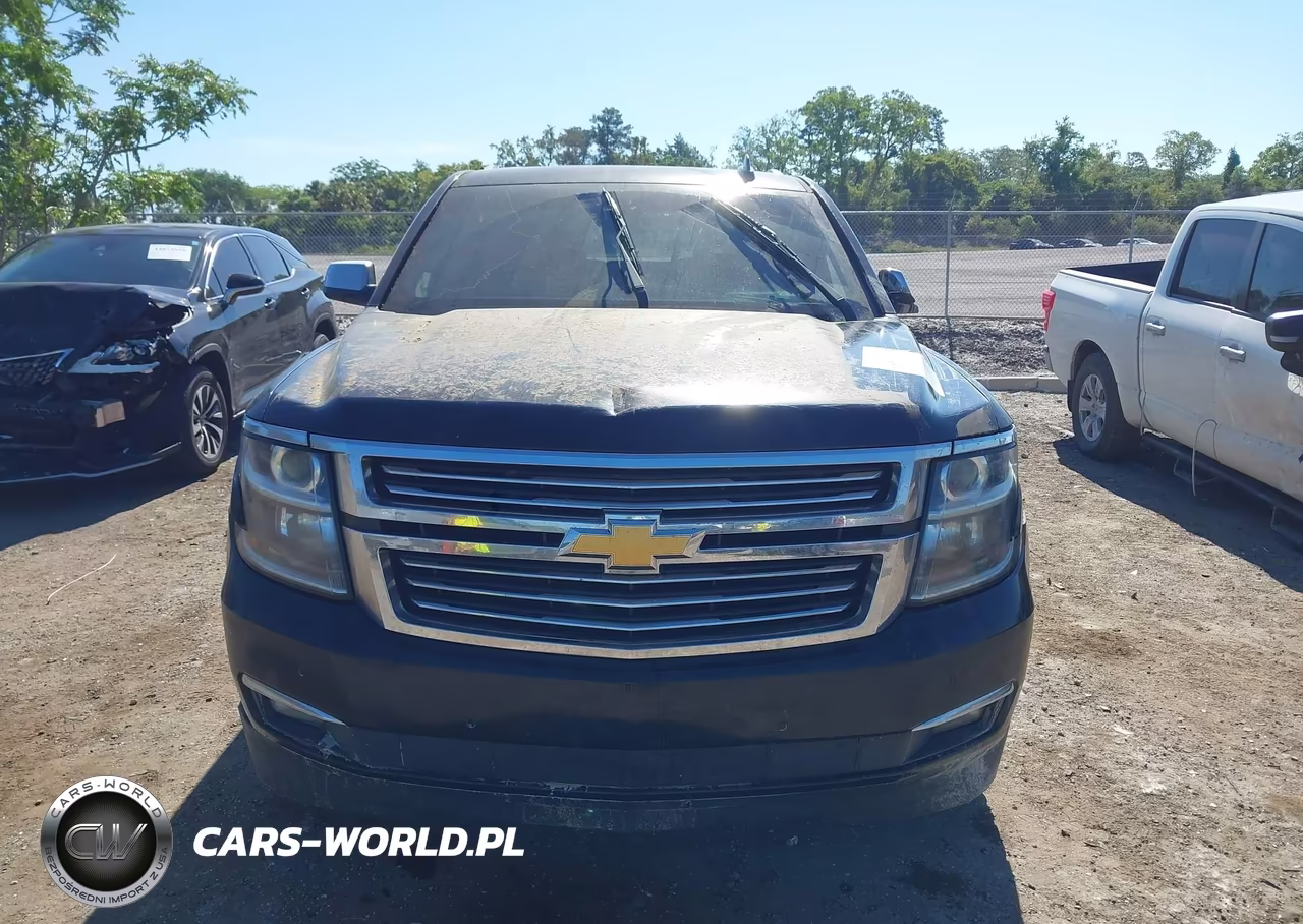 2017 Chevrolet Suburban Premier VIN:1GNSKJKC1HR240916 - 12