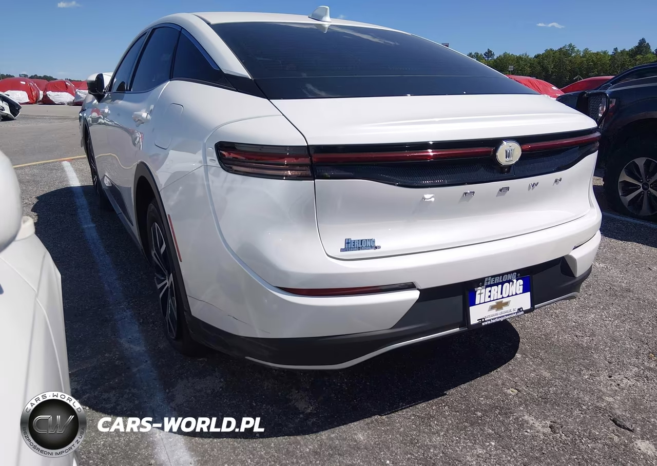 2025 Toyota Crown Xle VIN:JTDAAAAFXS3032272 - 3