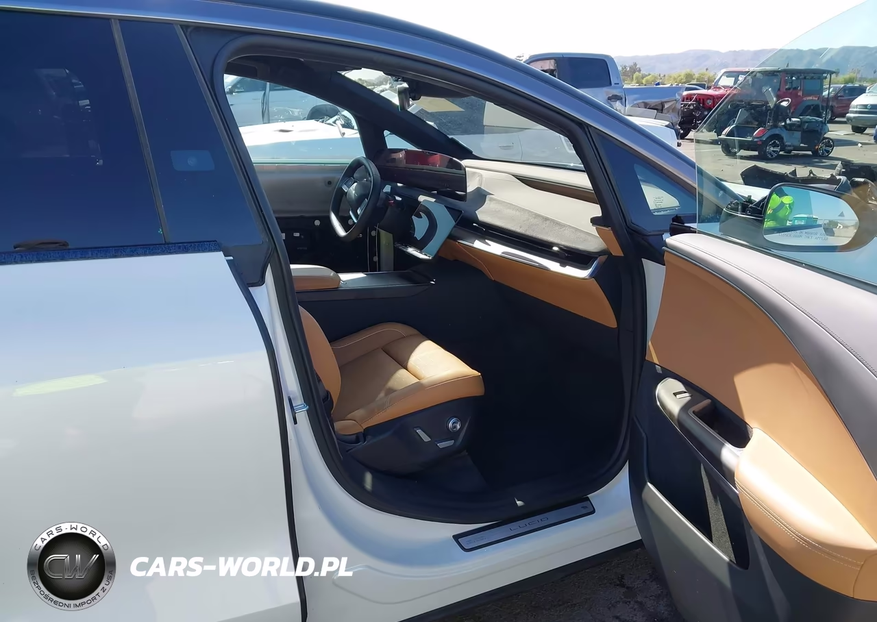 2026 Lucid Gravity Grand Touring VIN:7UUG1GHJ6TA023573 - 5