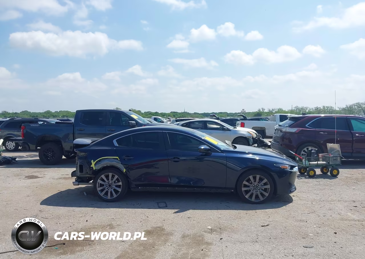 2021 Mazda Mazda3 Select VIN:JM1BPABL2M1319630 - 12