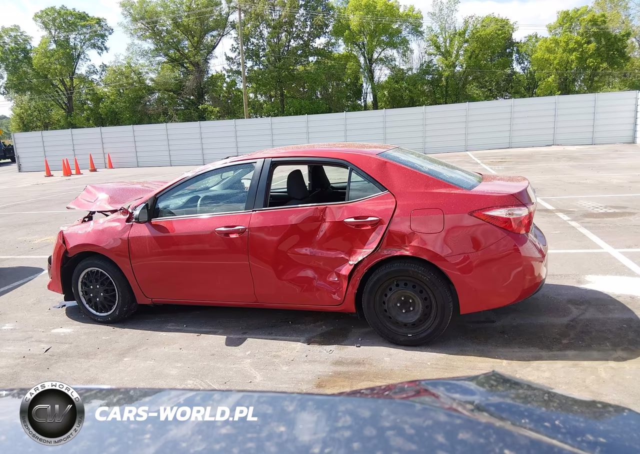 2017 Toyota Corolla Le VIN:5YFBURHE1HP624201 - 14