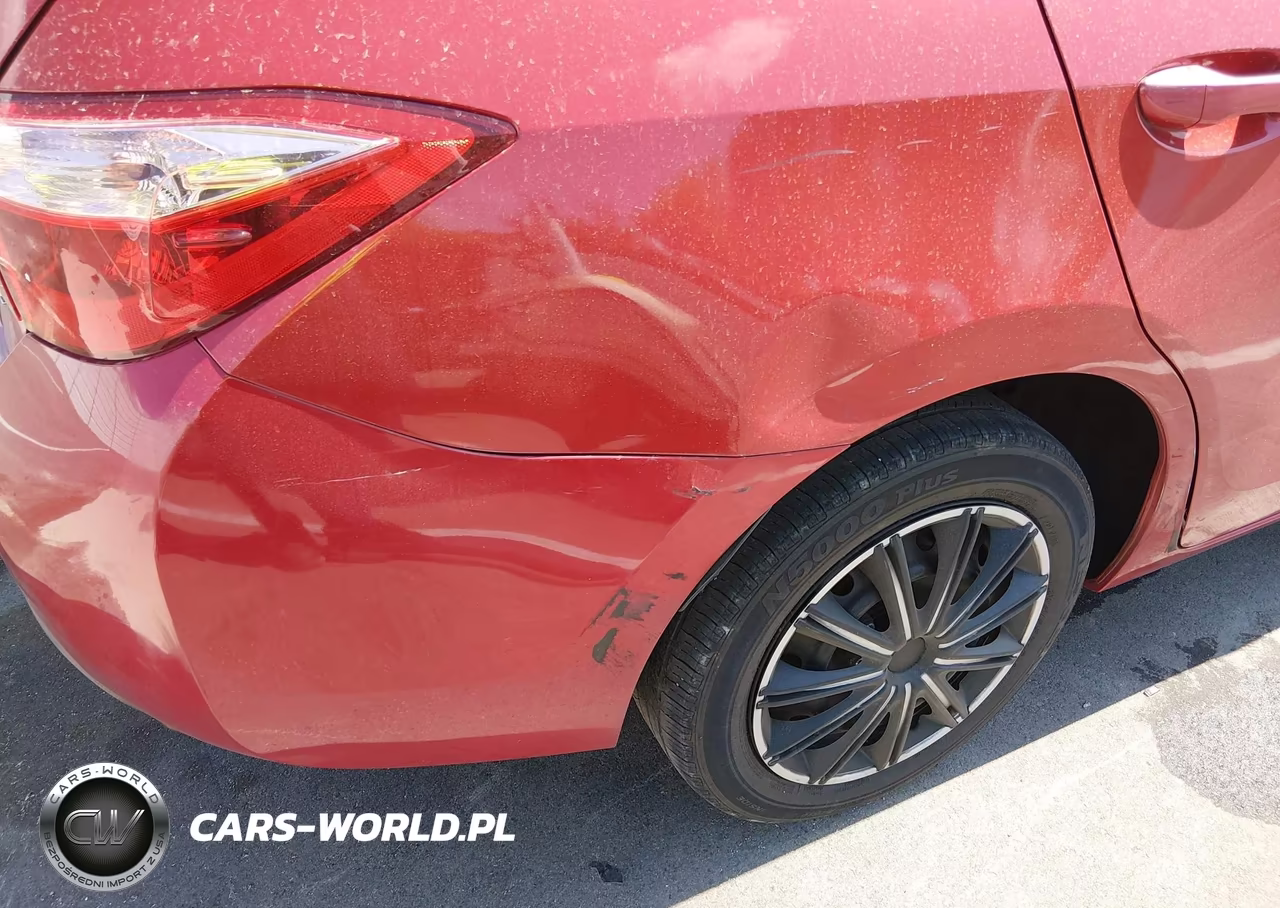 2017 Toyota Corolla Le VIN:5YFBURHE1HP624201 - 6