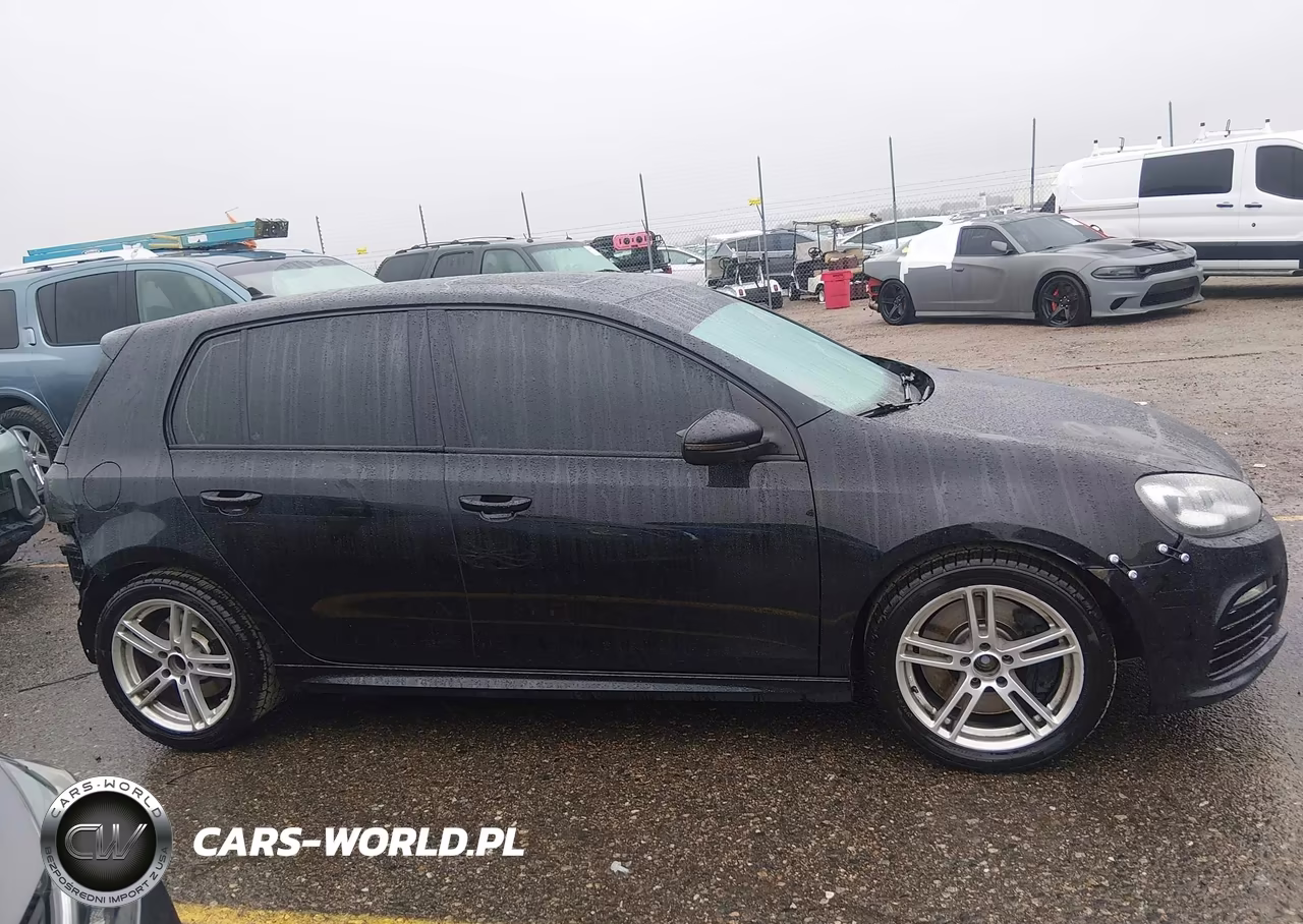 2013 Volkswagen Golf R 4-Door VIN:WVWPF7AJ8DW075061 - 14