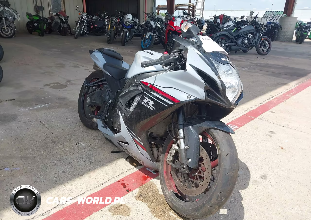 2023 Suzuki Gsx-R600 – zdjęcie 1 z 17