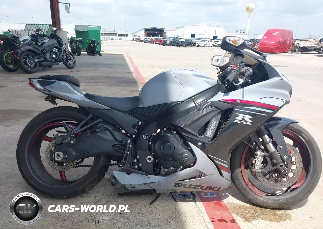 2023 Suzuki Gsx-R600 VIN:JS1GN7FA3P7100517 - 11
