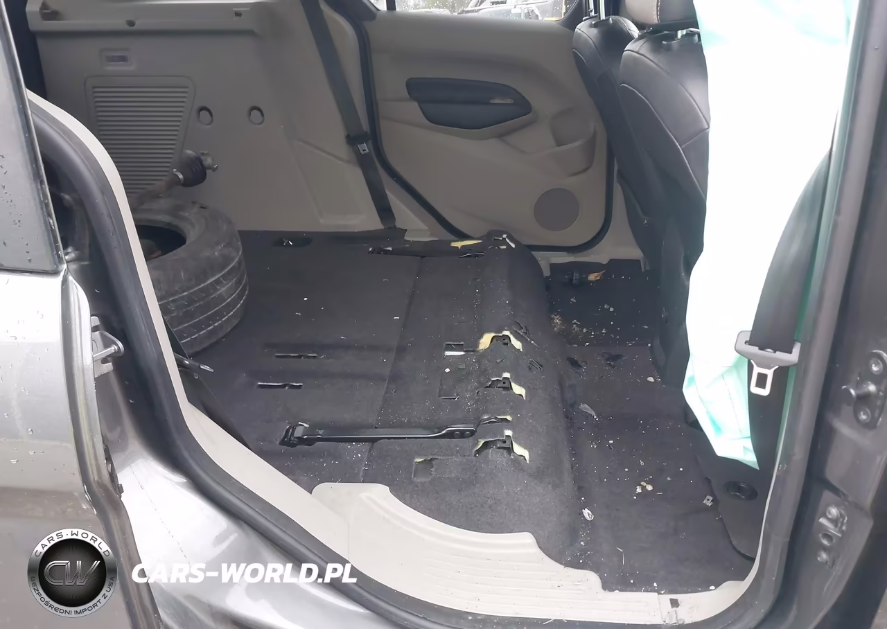 2017 Ford Transit Connect Titanium VIN:NM0AE8G74H1308105 - 8