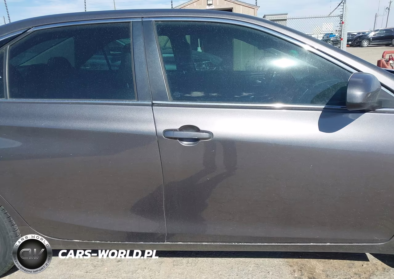 2017 Toyota Camry Se VIN:4T1BF1FK6HU667953 - 13