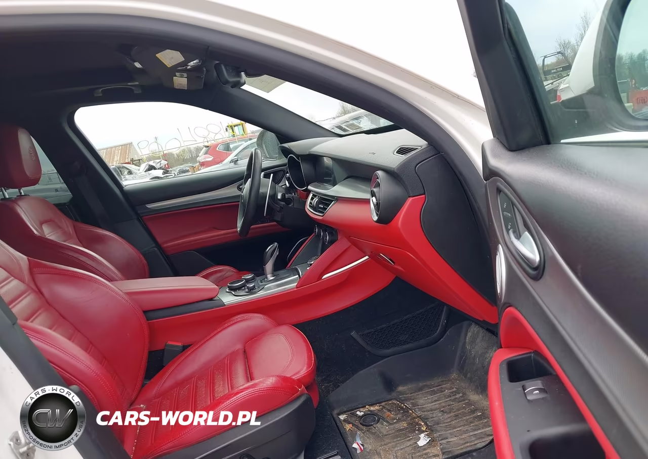 2018 Alfa Romeo Stelvio Ti Sport Awd VIN:ZASFAKNN0J7C00285 - 5