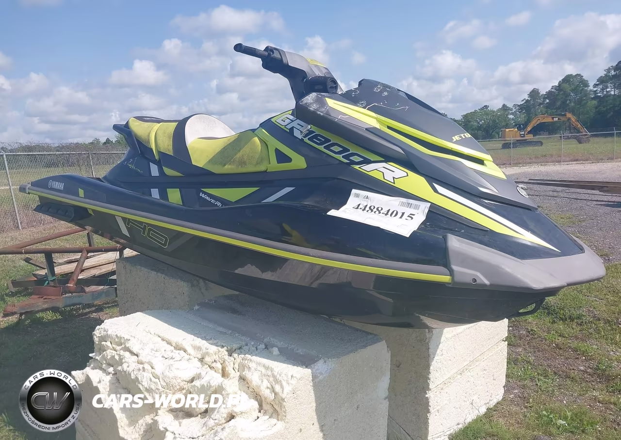 2020 Yamaha Gp1800