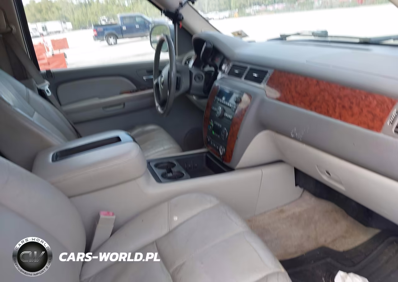 2008 Chevrolet Suburban 1500 Lt VIN:3GNFK16308G181739 - 5