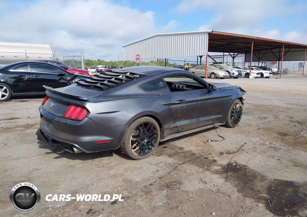 2015 Ford Mustang Ecoboost VIN:1FA6P8TH6F5433121 - 4