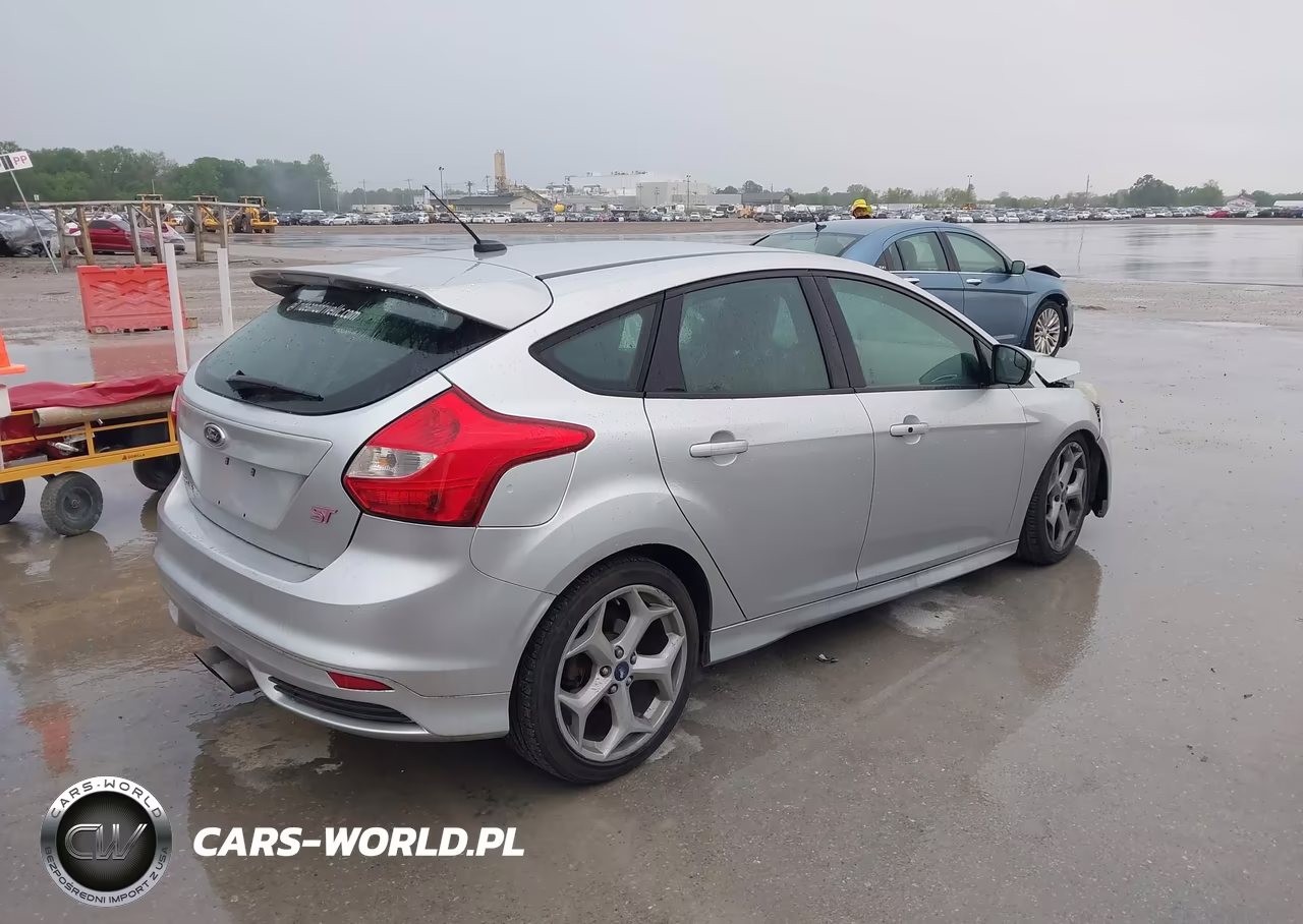2013 Ford Focus St VIN:1FADP3L95DL348217 - 4