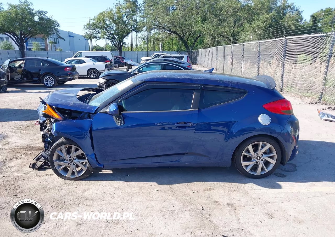 2016 Hyundai Veloster VIN:KMHTC6AD4GU293019 - 15