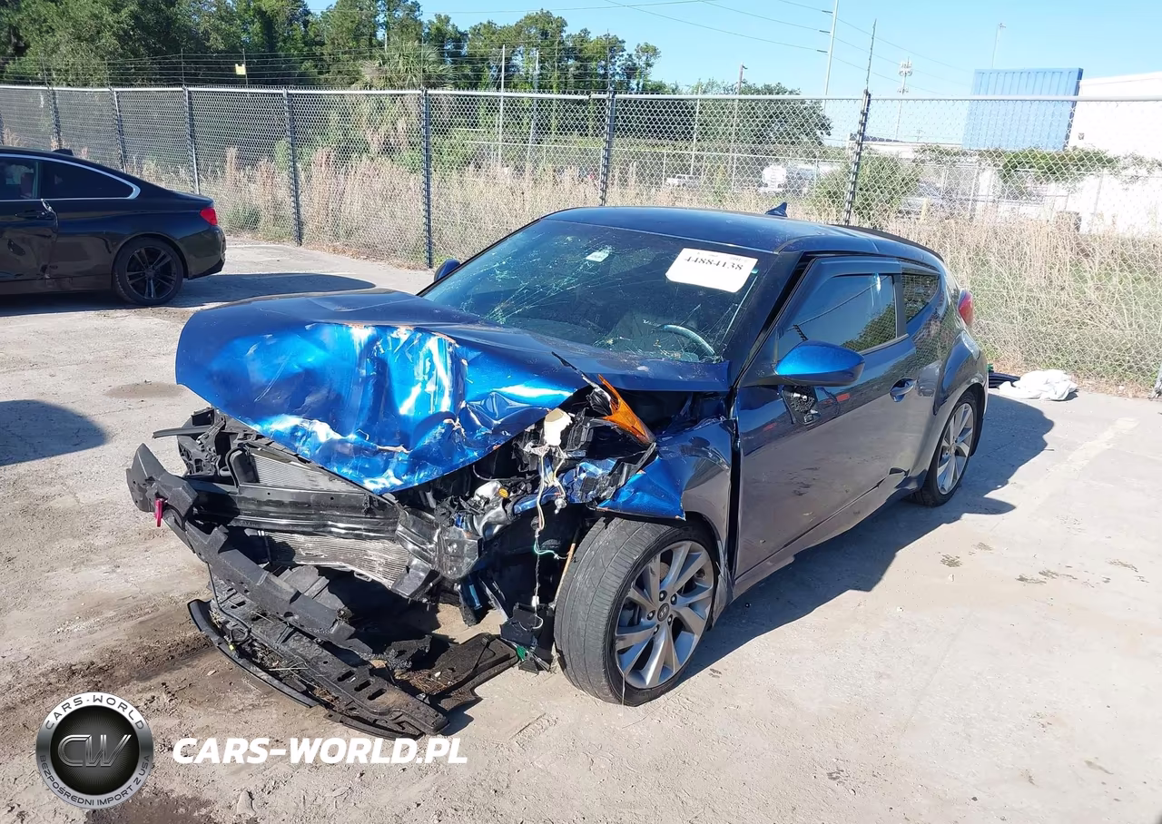 2016 Hyundai Veloster VIN:KMHTC6AD4GU293019 - 2