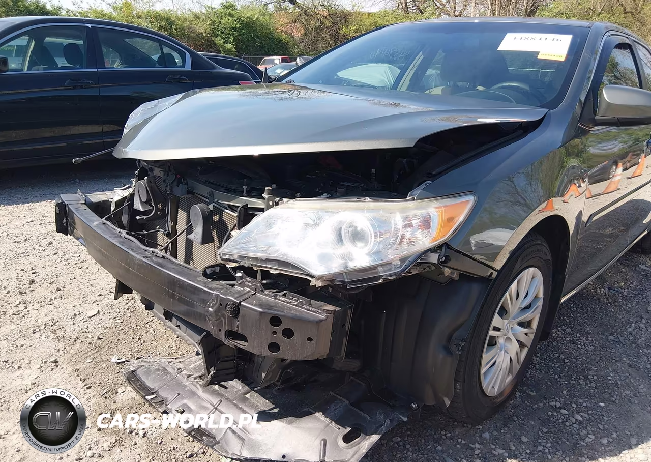 2014 Toyota Camry Le VIN:4T1BF1FK3EU846284 - 18