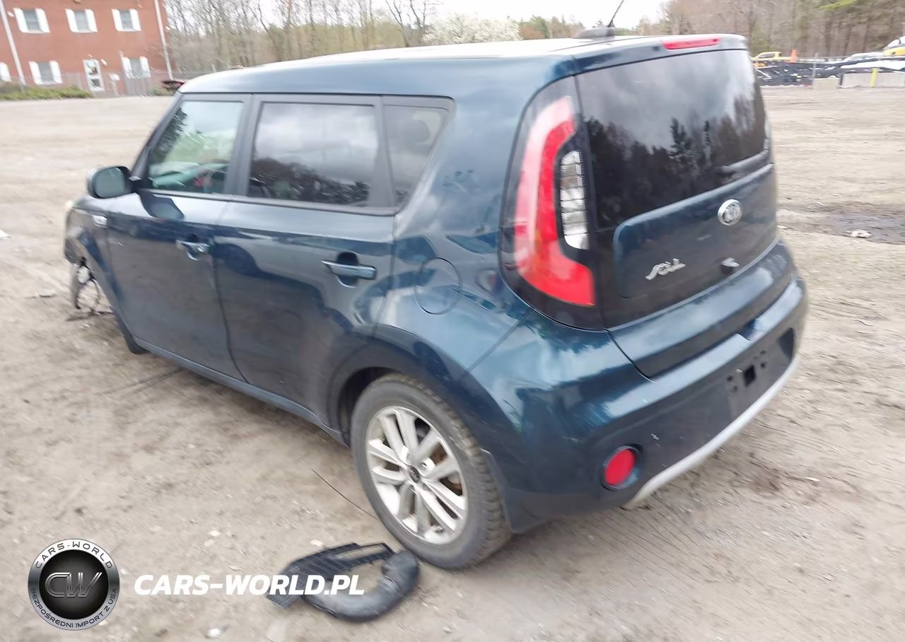 2017 Kia Soul + VIN:KNDJP3A5XH7438720 - 3