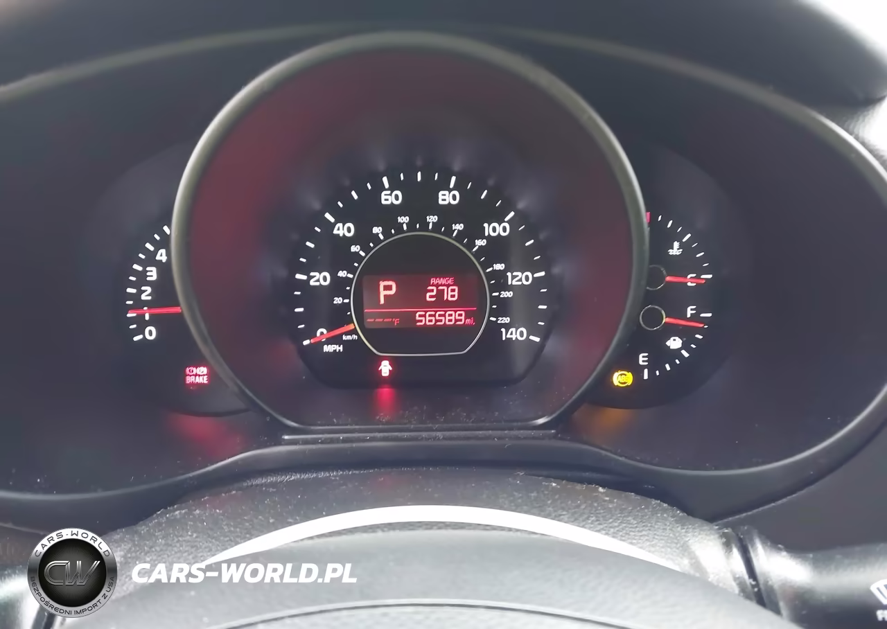 2017 Kia Soul + VIN:KNDJP3A5XH7438720 - 7