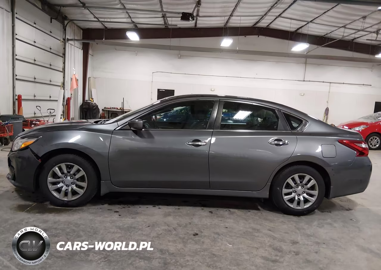 2016 Nissan Altima 2.5 S VIN:1N4AL3AP2GN389655 - 14